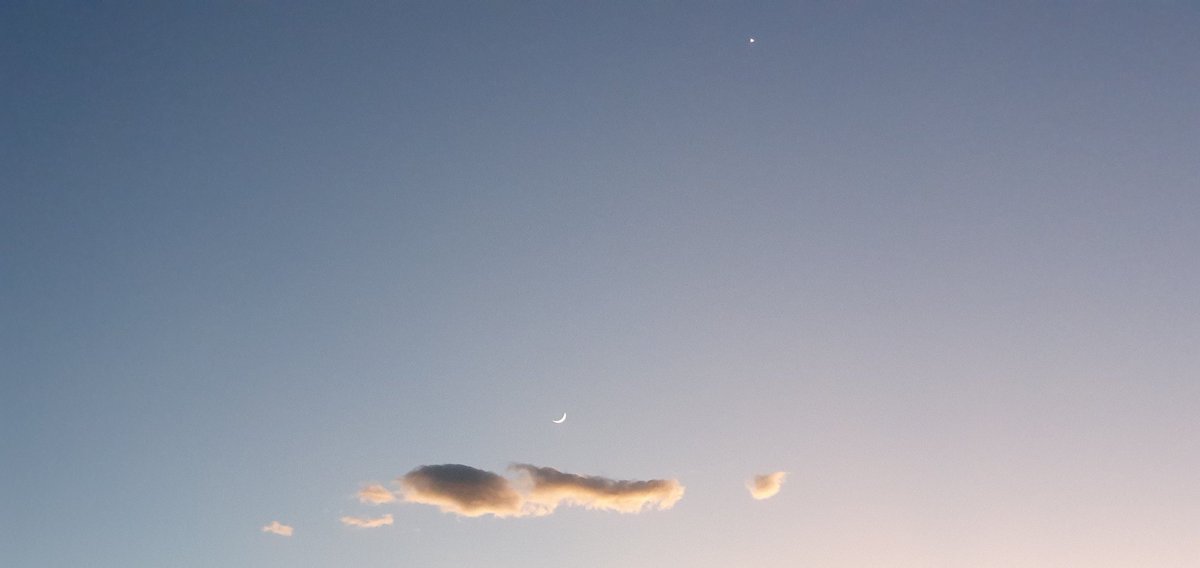 Havenlust's tweet image. The sky mirrors the quiet rhythm of our love—soft, limitless, and eternal. Every cloud, every crescent moon is a reminder that love, like the heavens, holds beauty in simplicity. 💫 #LoveInTheSky #EndlessHorizons