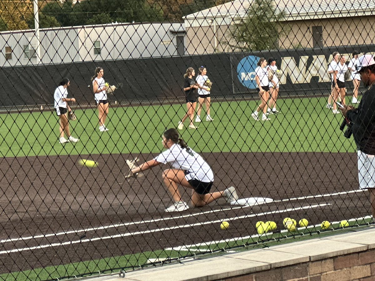 Isabella Grace Serna 2027 tweet media