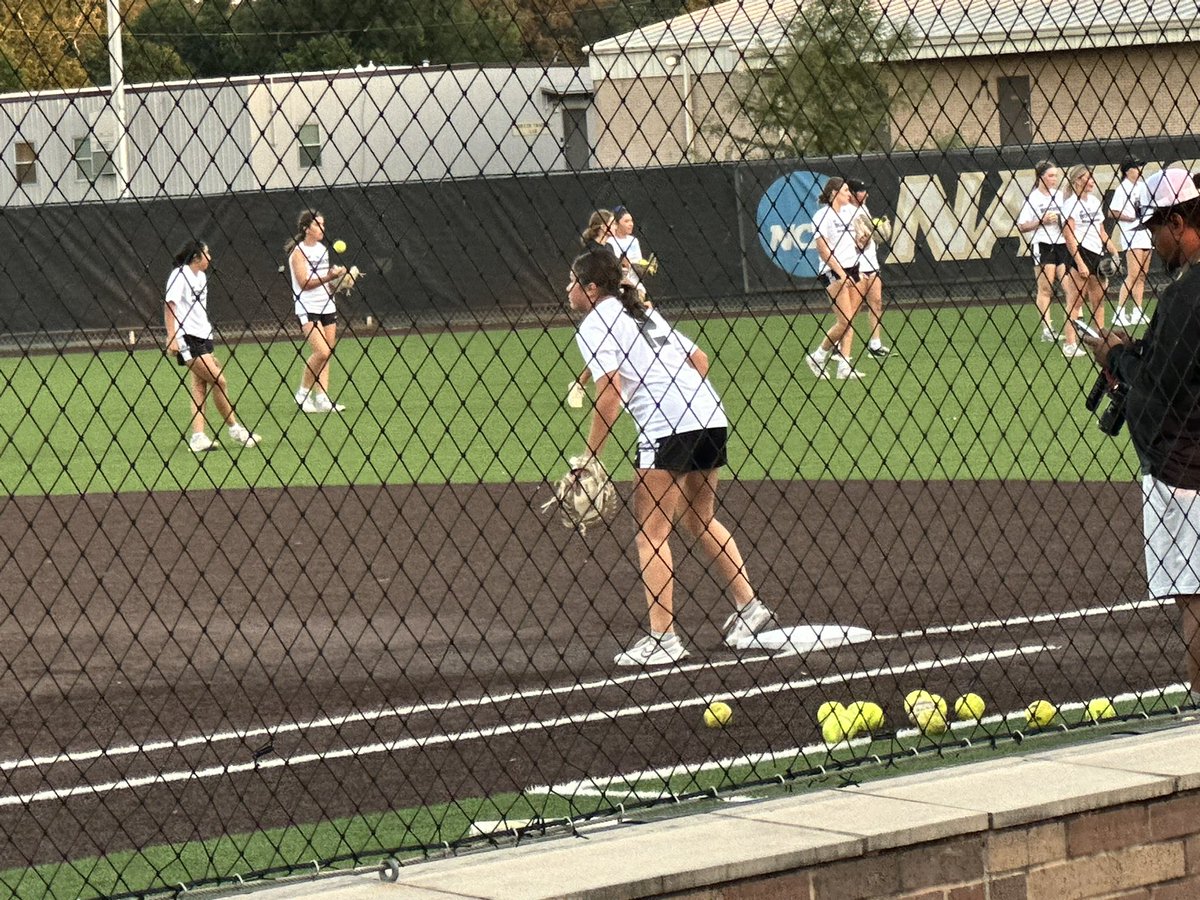 Isabella Grace Serna 2027 tweet media