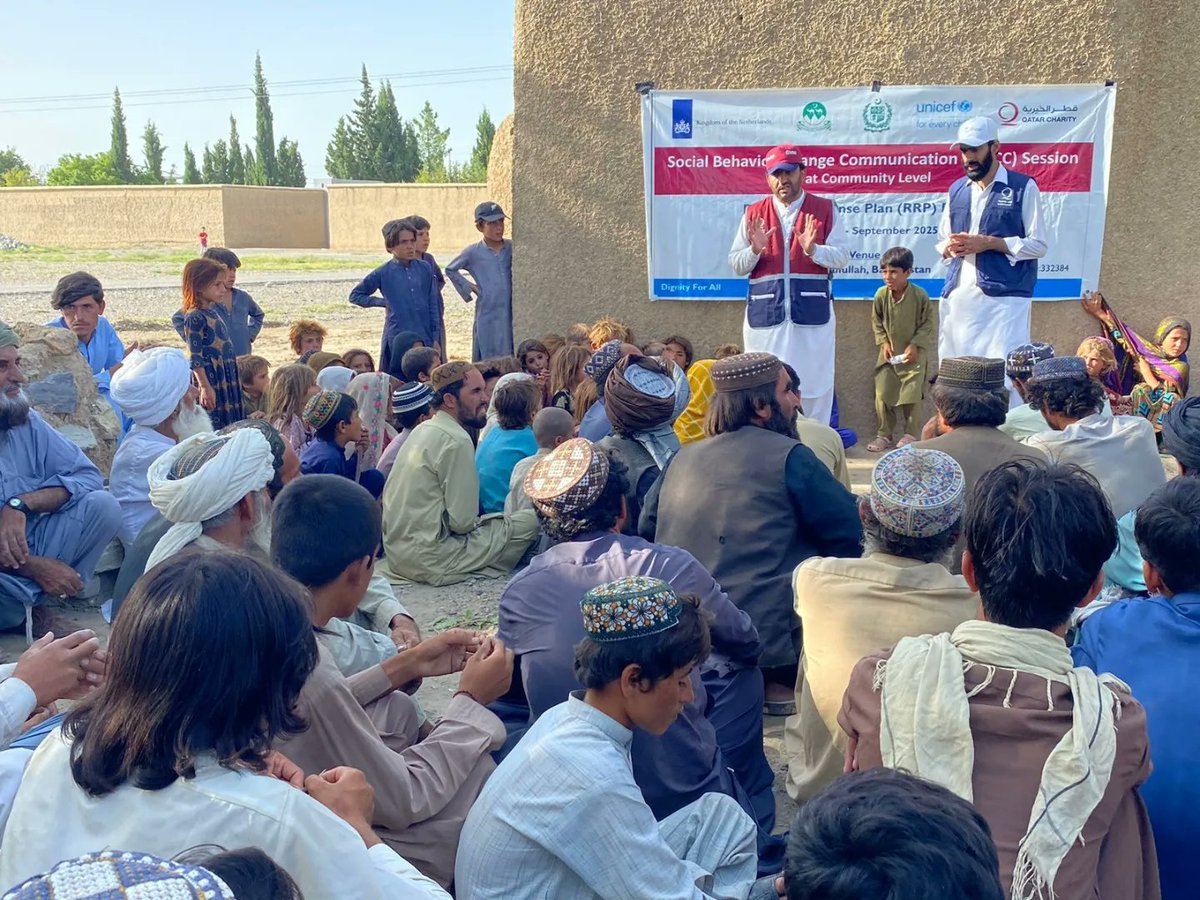 یونیسیف کے تعاون سے، قطر چیریٹی نے بلوچستان کے 6 اضلاع کے اسکولوں اور کمیونٹیز میں ذاتی حفظان صحت کے اصولوں اور کھلے میں رفع حاجت کے منفی اثرات پر توجہ مرکوز کرتے ہوئے روزمرہ طرز عمل میں تبدیلی سے متعلق آگاہی سیشن کا انعقاد کیا۔