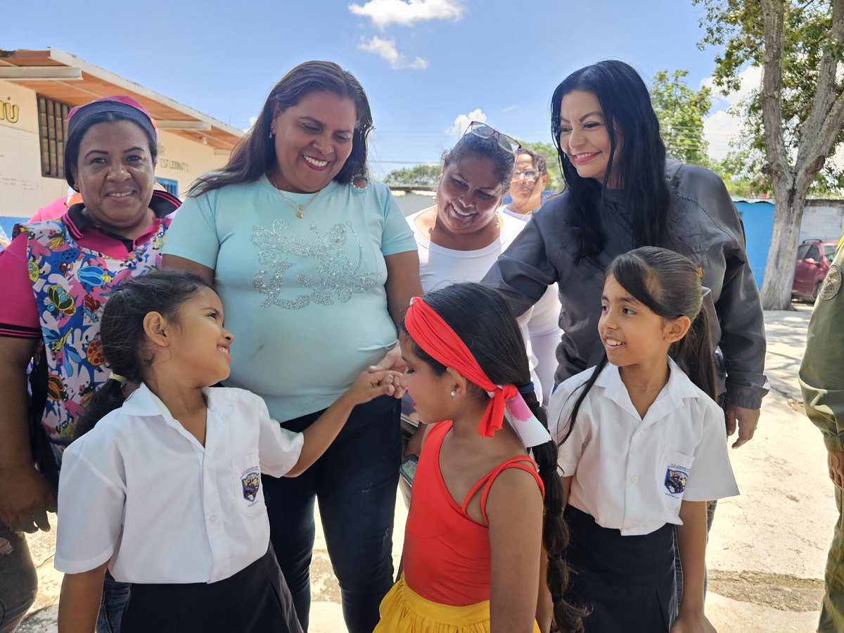 XIOMARA LUNA PROFESIONALES Y TÉCNICOS tweet media