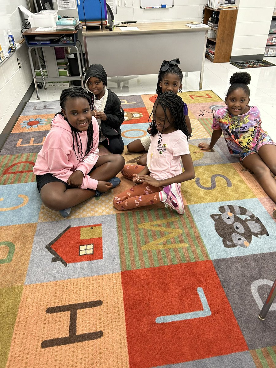 Poinciana STEM Elementary School (@poincianastem) on Twitter photo Thank you for coming out for Title I and Curriculum Night…the rain did not hold our parents and families back! <a href="/S_Stockman3/">Shannon</a> <a href="/KinderSunflower/">Krystal Ward</a> <a href="/aknighttech/">Andrea Knight</a> <a href="/pbcsd/">The School District of Palm Beach County</a> Thank you for coming out for Title I and Curriculum Night…the rain did not hold our parents and families back! <a href="/S_Stockman3/">Shannon</a> <a href="/KinderSunflower/">Krystal Ward</a> <a href="/aknighttech/">Andrea Knight</a> <a href="/pbcsd/">The School District of Palm Beach County</a>