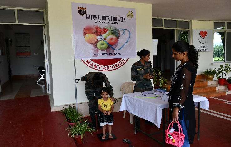 official_dgar's tweet photo. ASSAM RIFLES OBSERVES WORLD NUTRITION WEEK IN MANIPUR
#AssamRifles Hospital at Imphal, Manipur observed #WorldNutritionWeek from 2 to 7 Sept 2024 and provided assessment to 94 children. These children and their parents were advised on balanced diet, comprehensive care and guidance for their well-being. @adgpi @HMOIndia @PIBHomeAffairs