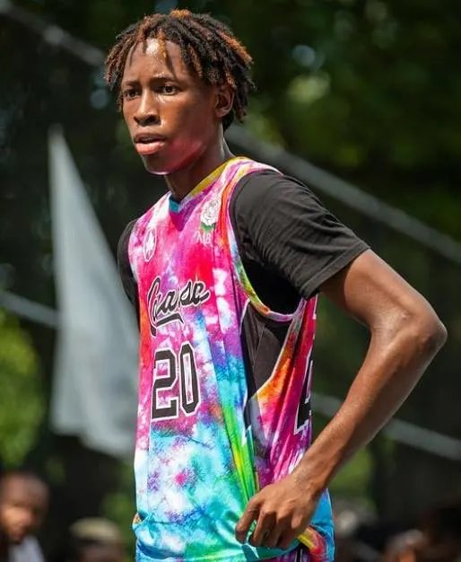 2026 Jefferson G Jahda Swann has been offered by George Mason, per source. The fast rising 6-foot-5 guard has taken his game to a different level in recent months. 

Profile: madehoops.com/PlayerProfile.…