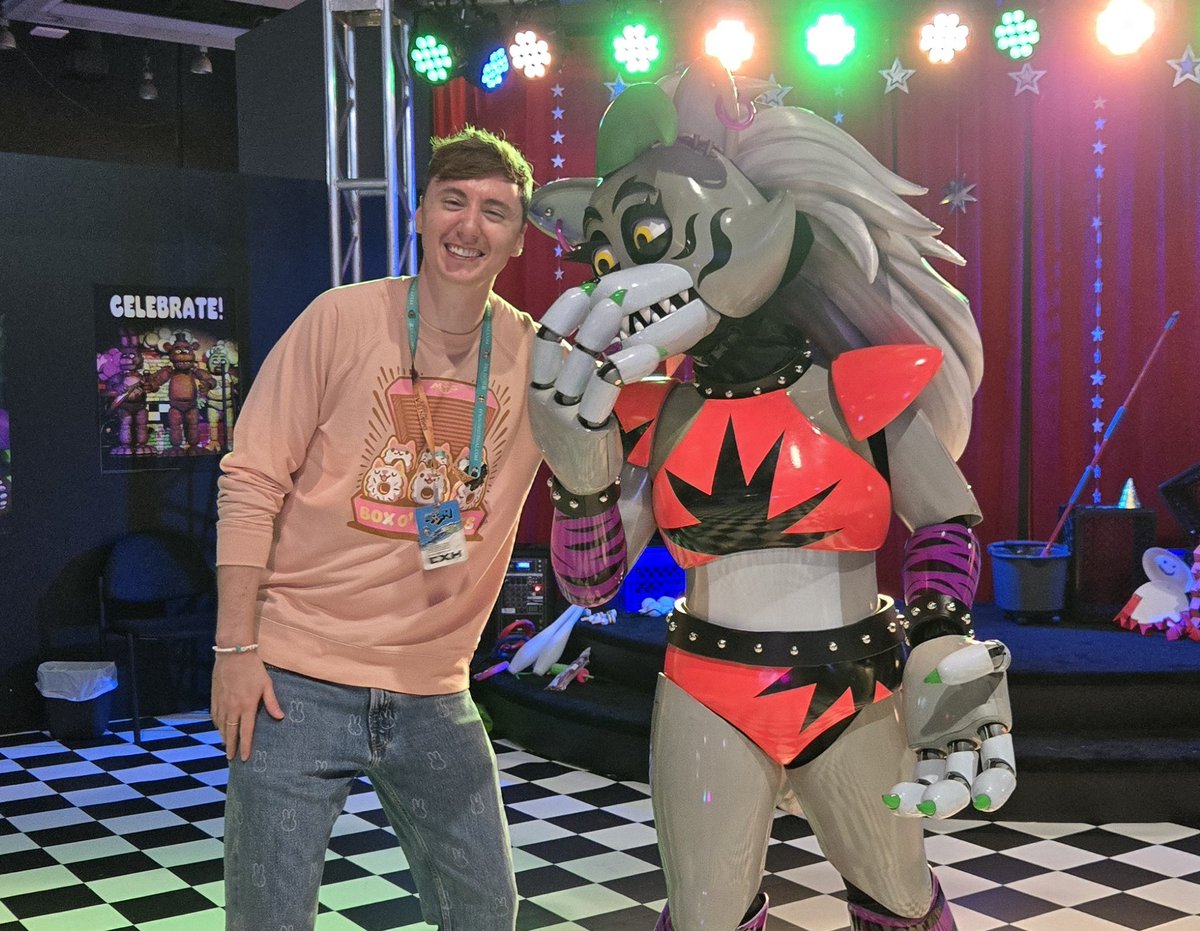 dawkosgames's tweet image. Alright guys... I will try fnaf meme review again... send me your BEST. FUNNIEST. LATEST. FNAF MEMES!!!!! (It ain't happening if I don't laugh)