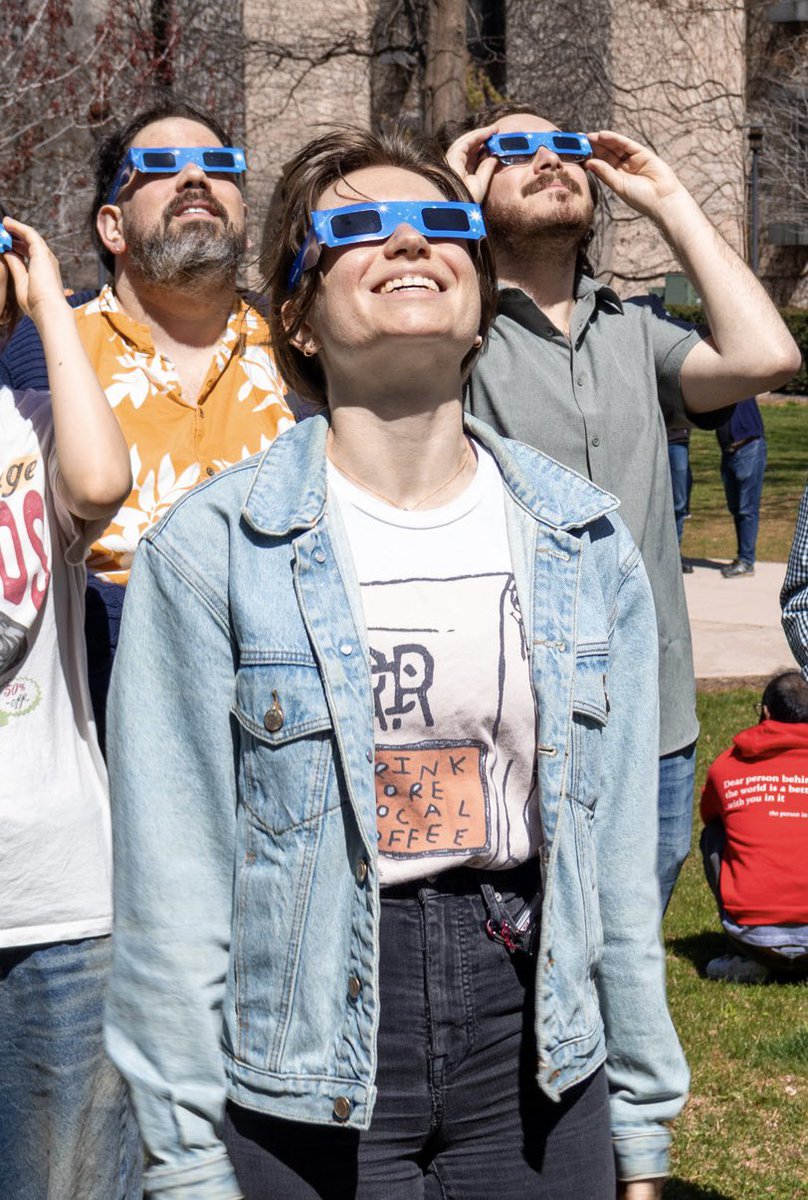 Simon Schwörer (@schwoerersimon) on Twitter photo Congrats to our PhD student <a href="/storldes/">Marta Storl-Desmond</a> for being awarded the Robert C. and Mary Jane Gallo Scholarship! <a href="/UChicagoCCB/">UChicago Committee on Cancer Biology</a> Congrats to our PhD student <a href="/storldes/">Marta Storl-Desmond</a> for being awarded the Robert C. and Mary Jane Gallo Scholarship! <a href="/UChicagoCCB/">UChicago Committee on Cancer Biology</a>