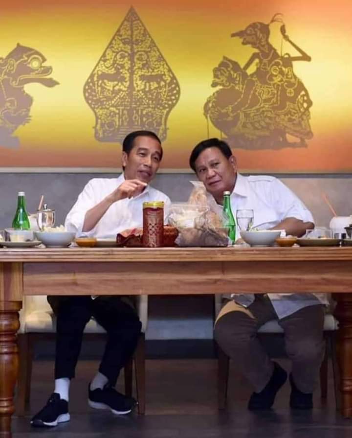 borneomandau_'s tweet photo. Duo pemimpin bangsa yang di benci buzzer penghianat bangsa yg tidak ingin bangsanya maju, 

Org baik di benci org jahat..

Hukum Alam!! https://t.co/ZJhrhkW5t5