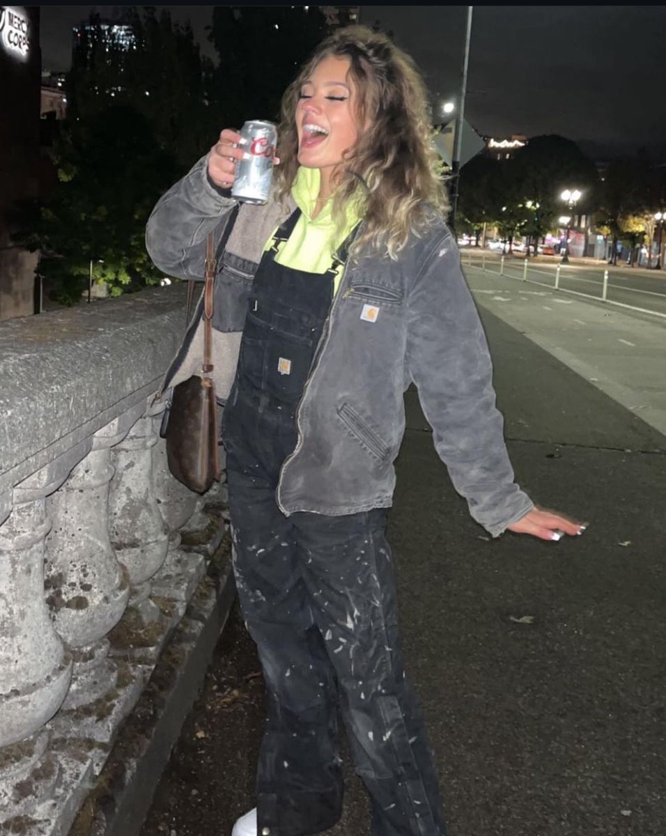 millie✨ tweet media