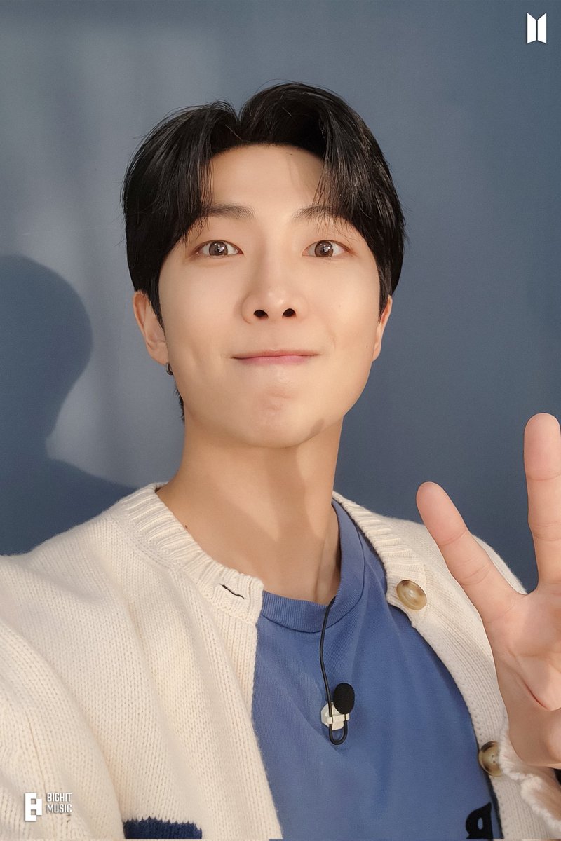 _columbin3's tweet photo. Happy Birthday RM 🎉💜
#HappyNamJoonDay #LostInNamjoon 
#RMDay2024 
@BTS_twt https://t.co/92rzR3zjoC