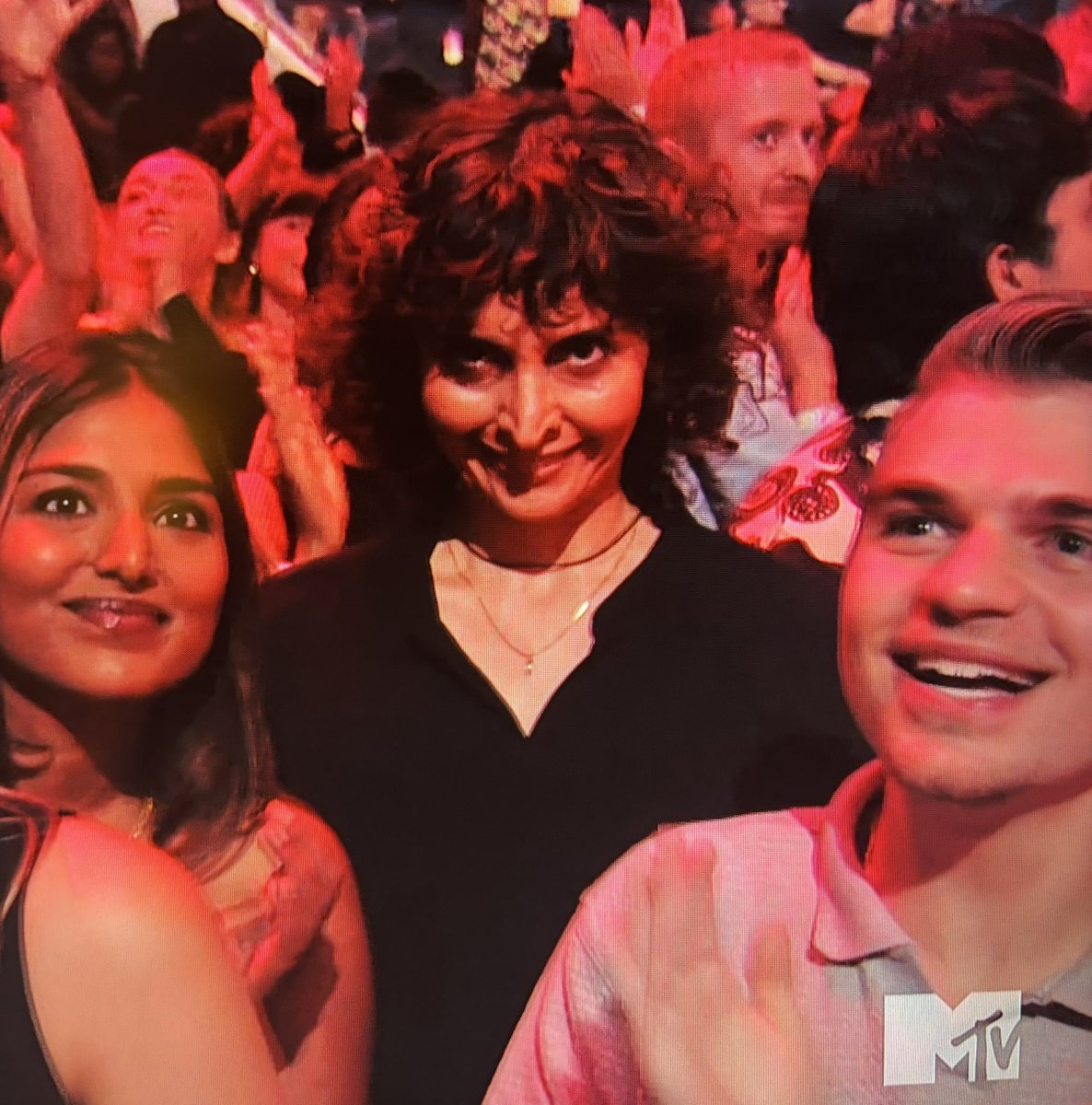 Ok, #VMAs Smile 2 promo is terrifying