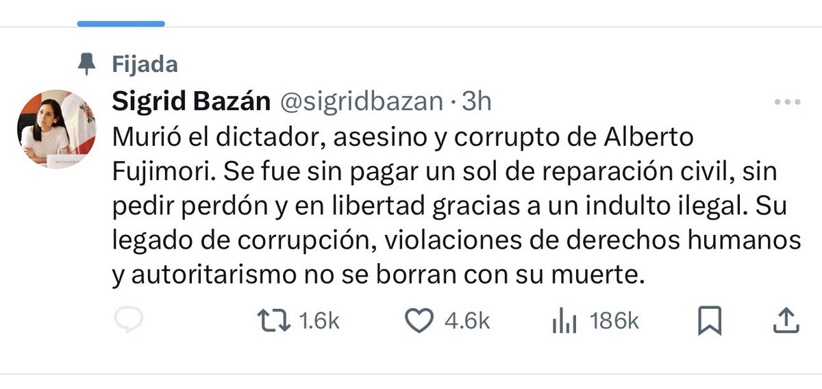 VivianOlivos's tweet image. No puedo tolerar a una mujer tan llena de odio, siendo una madre de la patria, generas odio, no tienes respeto, algún día vamos a morirnos no creo que te guste que hablen con odio hacia ti.

Qué lástima me das #SigridBazán Ojalá cambies, al margen de lo político somos humanos.