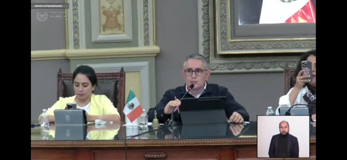 KariPerezPopoca's tweet image. #LaReformaAlPoderJudicialVa
SON LAS 9:34 faltan 5 estados.
El congreso de Puebla ha votado, queda aprobada.
Con 28 ✅ votos a favor.
#KPP♥️