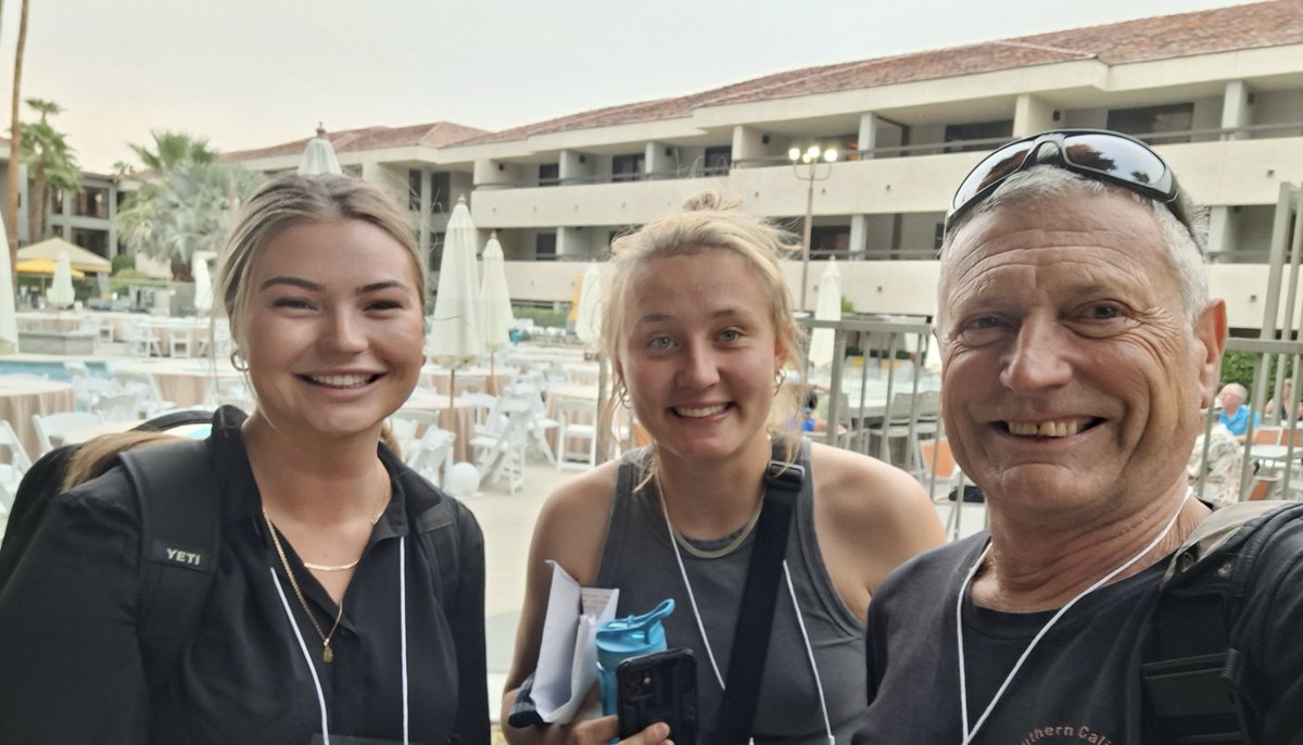 Had an awesome time with the team from <a href="/NVSeismoLab/">Nevada Seismo Lab</a> at the <a href="/SCEC/">Statewide California Earthquake Center</a> annual meeting in Palm Springs!