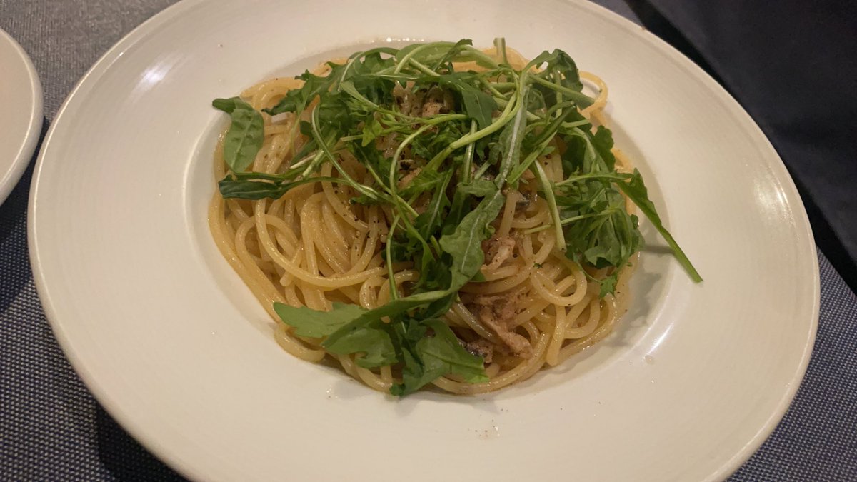 tree_of_music's tweet photo. 今日のランチ。亀戸で用事があったので亀戸のルピカイア✨
サバとアンチョビ。ルッコラの苦味がいい感じで、美味しい🍽ご馳走様でした。
メイン楽器メンテナンス中につき、この後楽器の組み合わ���を決めて（頭部管と本体のバランスに試行錯誤中)夕方から撮影です。頑張ろう。
#ルピカイア #亀戸 https://t.co/wjzeDlmGVi