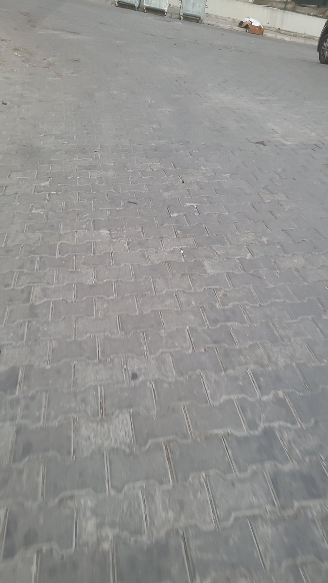 Yollar yürüdükçe güzelleşmiyor arkadaşlar