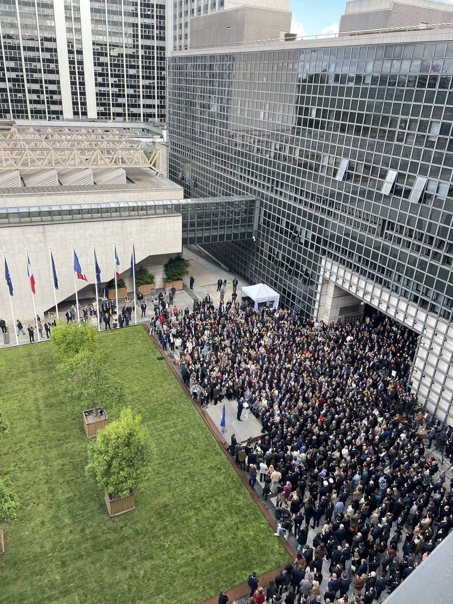 Plus de sept années à Bercy. 

En ce 12 septembre 2024, <a href="/BrunoLeMaire/">Bruno Le Maire</a> tient à remercier l’ensemble des personnes avec qui il a travaillé, au service de la France. 🇫🇷