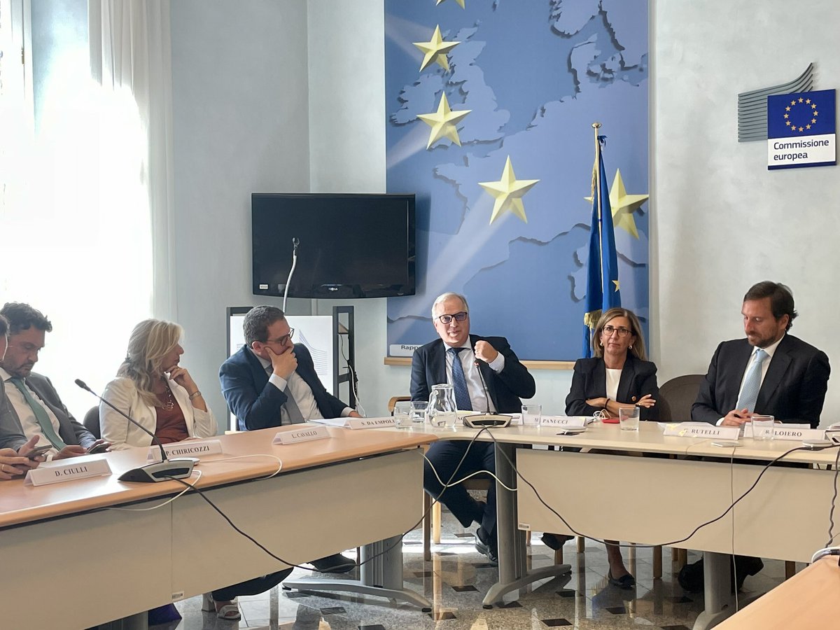 I-Com (@icompetitivita) on Twitter photo 🗣️ Quale contributo dell’#Italia alla costruzione di una nuova #Europa? Intervengono al dibattito Federico Eichberg (<a href="/mimit_gov/">MIMIT</a>), Renato Loiero (<a href="/Palazzo_Chigi/">Palazzo_Chigi</a>), <a href="/panuccimar/">Marcella Panucci</a> (<a href="/mur_gov_/">Ministero dell'Università e della Ricerca</a>) e Mario Antonio Scino (<a href="/MASE_IT/">Ministero Ambiente e Sicurezza Energetica</a>), modera il vicedirettore <a href="/Adnkronos/">Adnkronos</a> Giorgio Rutelli. 🗣️ Quale contributo dell’#Italia alla costruzione di una nuova #Europa? Intervengono al dibattito Federico Eichberg (<a href="/mimit_gov/">MIMIT</a>), Renato Loiero (<a href="/Palazzo_Chigi/">Palazzo_Chigi</a>), <a href="/panuccimar/">Marcella Panucci</a> (<a href="/mur_gov_/">Ministero dell'Università e della Ricerca</a>) e Mario Antonio Scino (<a href="/MASE_IT/">Ministero Ambiente e Sicurezza Energetica</a>), modera il vicedirettore <a href="/Adnkronos/">Adnkronos</a> Giorgio Rutelli.