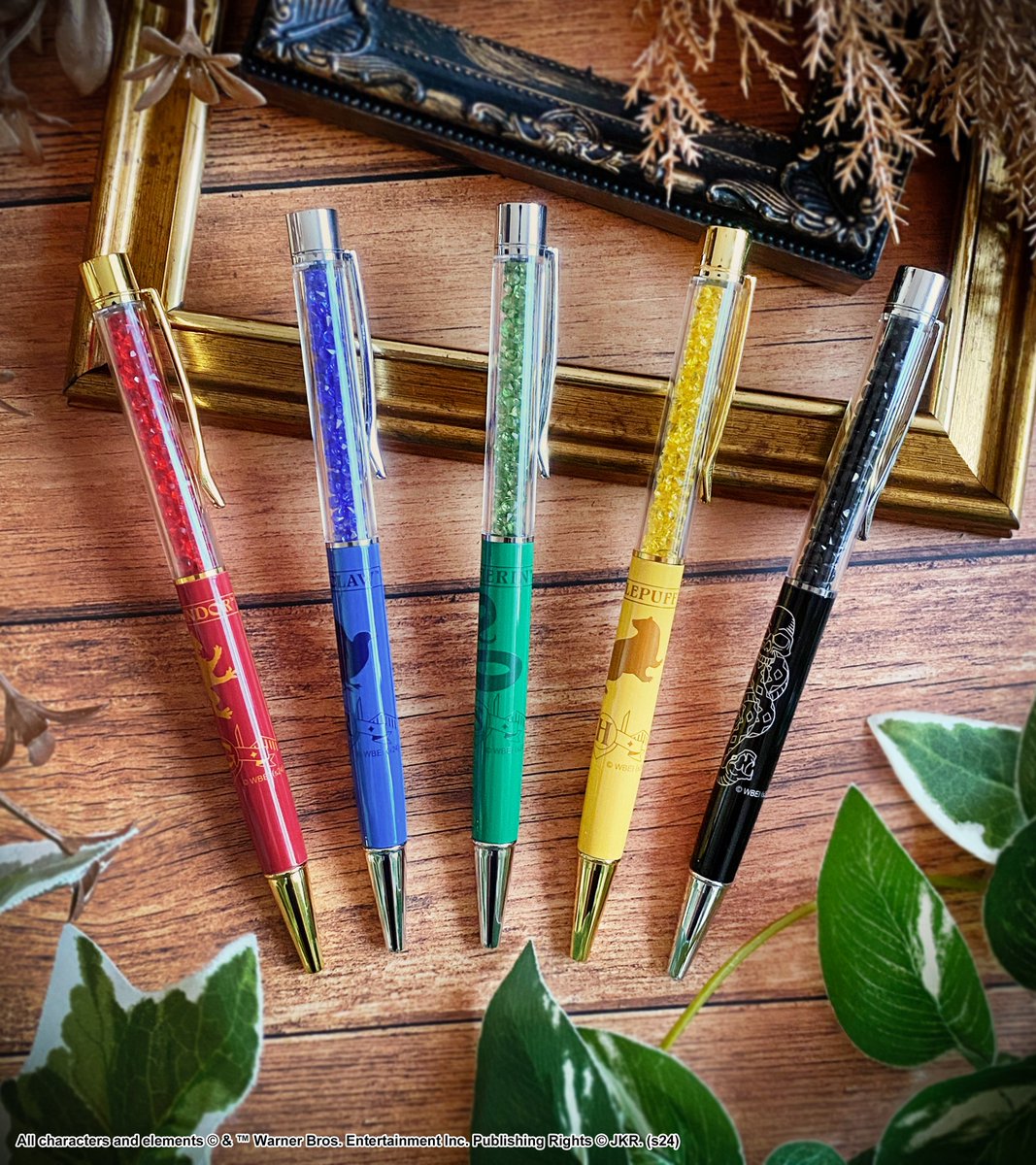 ⋱ #ハリポタ グッズ ⋰ ＼ 🪄発売情報💫 ／ 『#ハリーポッター』に