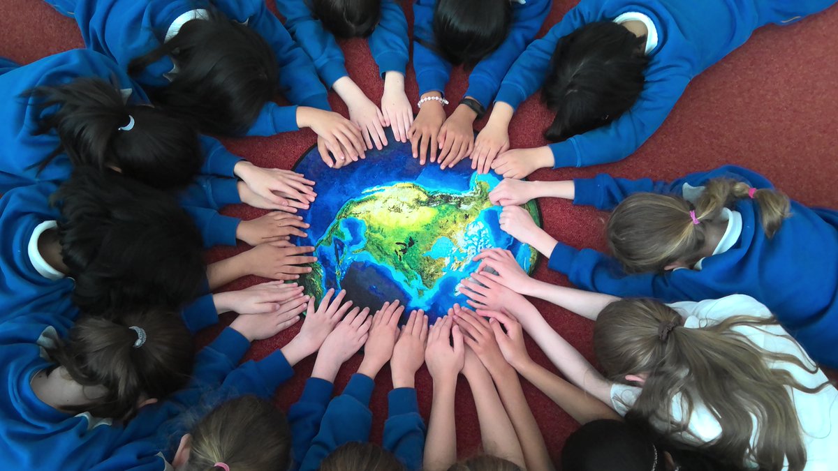 Class 4 expressing their pledge to take care of the earth and #act with Creation #SeasonofCreation2024