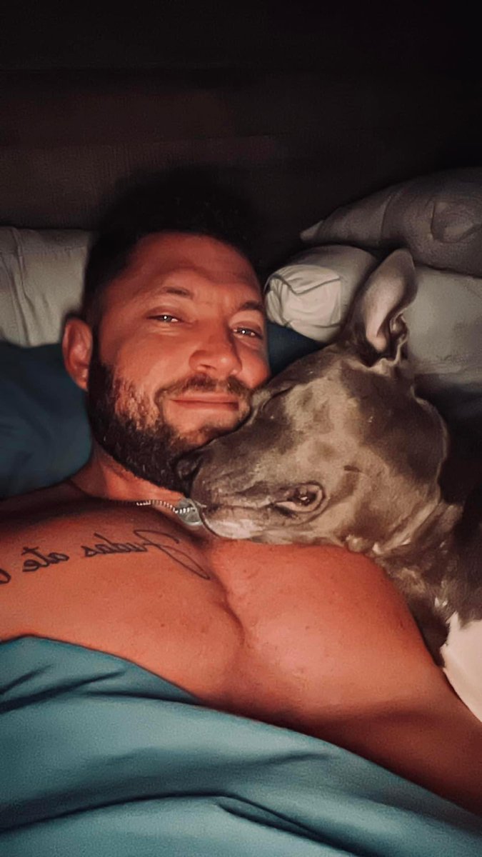 Ryan williams (@austingunnpage) on Twitter photo 