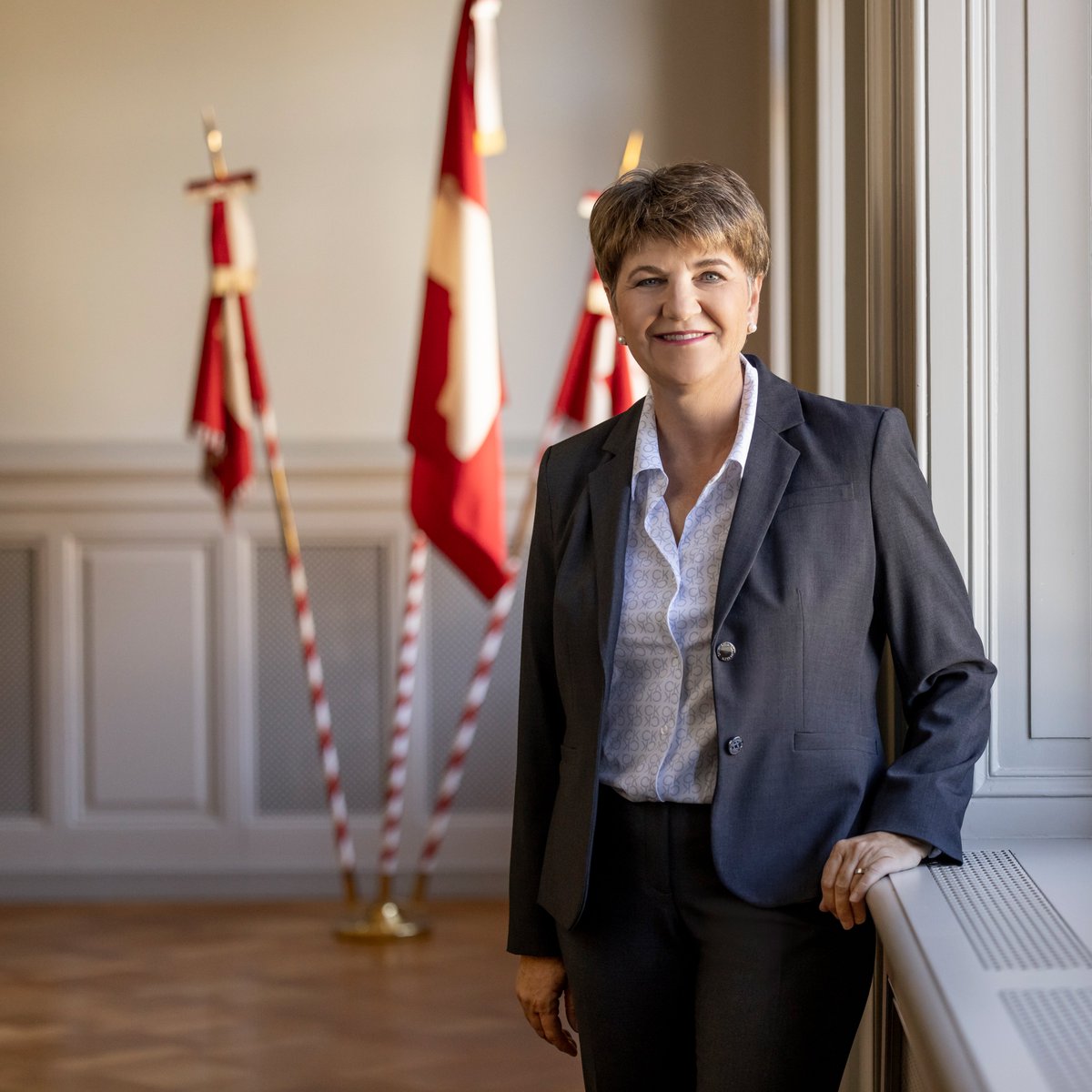 VBS - DDPS (@vbs_ddps) on Twitter photo Bundespräsidentin <a href="/Violapamherd/">Viola Amherd</a> vertritt die #Schweiz am 20. Sechsertreffen der deutschsprachigen Staatsoberhäupter, das am Montag und am Dienstag, 16./17. September 2024, in #Luxemburg stattfindet. ➡️ bit.ly/3XFYmI4 Bundespräsidentin <a href="/Violapamherd/">Viola Amherd</a> vertritt die #Schweiz am 20. Sechsertreffen der deutschsprachigen Staatsoberhäupter, das am Montag und am Dienstag, 16./17. September 2024, in #Luxemburg stattfindet. ➡️ bit.ly/3XFYmI4