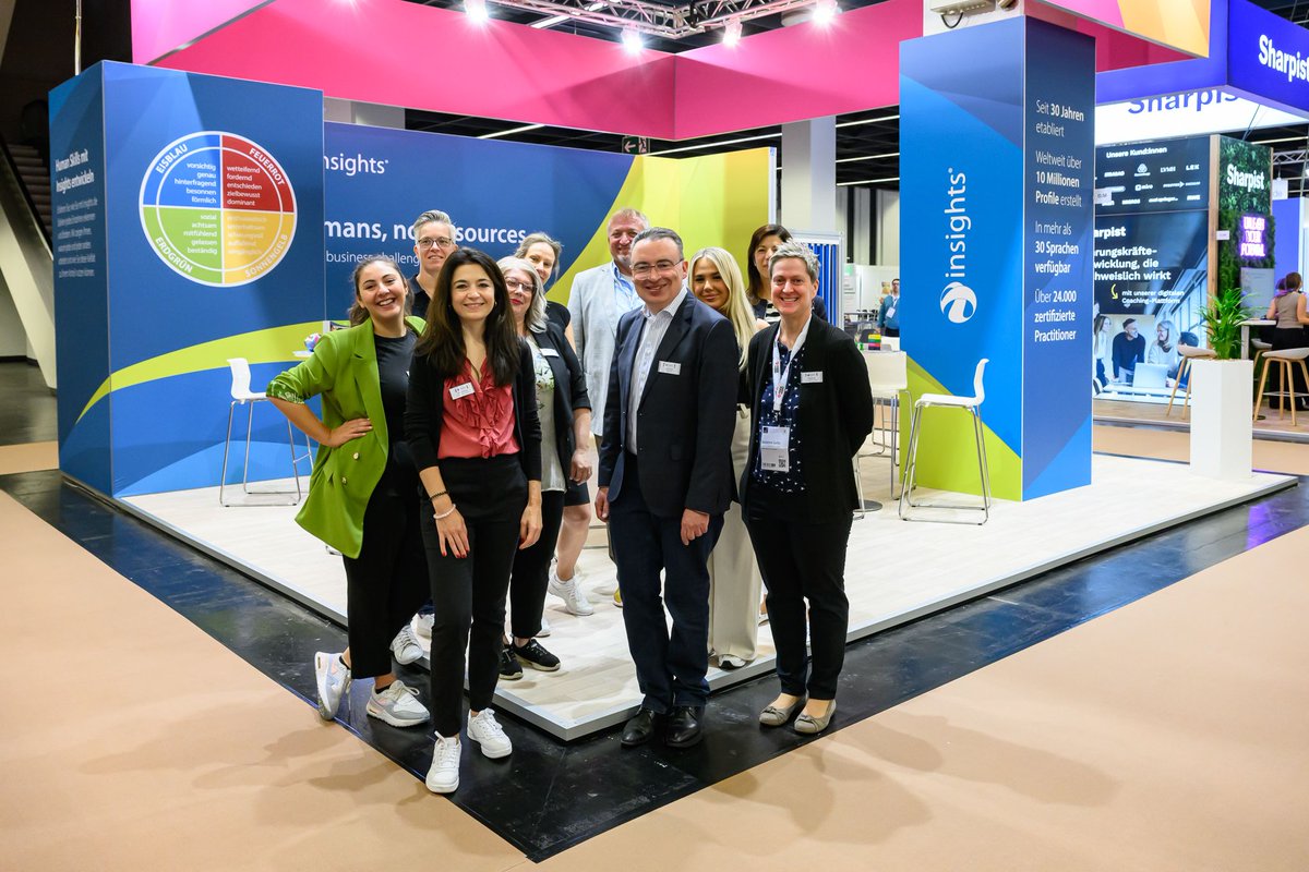 Insights tweet media