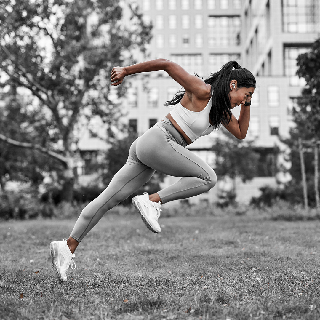 trainfitnessint's tweet image. 🚀 Boost your athletes' explosive power with Post-Activation Potentiation (PAP)! 🏋️‍♂️ Learn the science behind PAP and how it can elevate performance in any sport. 💪 #StrengthTraining #PAP #AthleticPerformance #CoachingTips
train.fitness/personal-train…