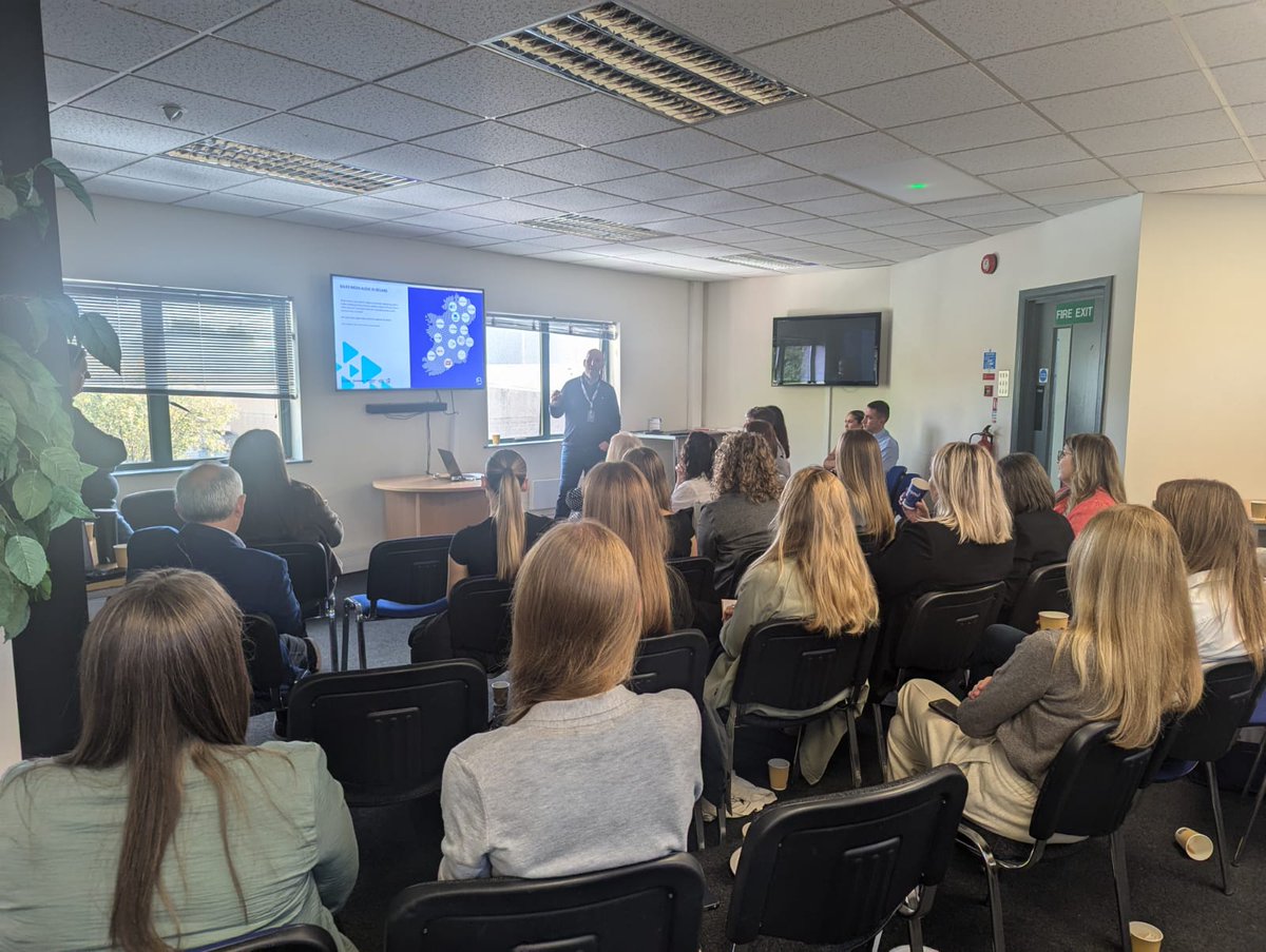 CIPR Northern Ireland (@cipr_ni) on Twitter photo Fantastic turnout in Newtownards this morning, at our Meet the Media event with <a href="/bauermedia/">Bauer Media Group UK</a>! A great opportunity for our members to connect with the teams at Downtown and Cool FM 🎙️ #MeetTheMedia #CIPRNI Fantastic turnout in Newtownards this morning, at our Meet the Media event with <a href="/bauermedia/">Bauer Media Group UK</a>! A great opportunity for our members to connect with the teams at Downtown and Cool FM 🎙️ #MeetTheMedia #CIPRNI