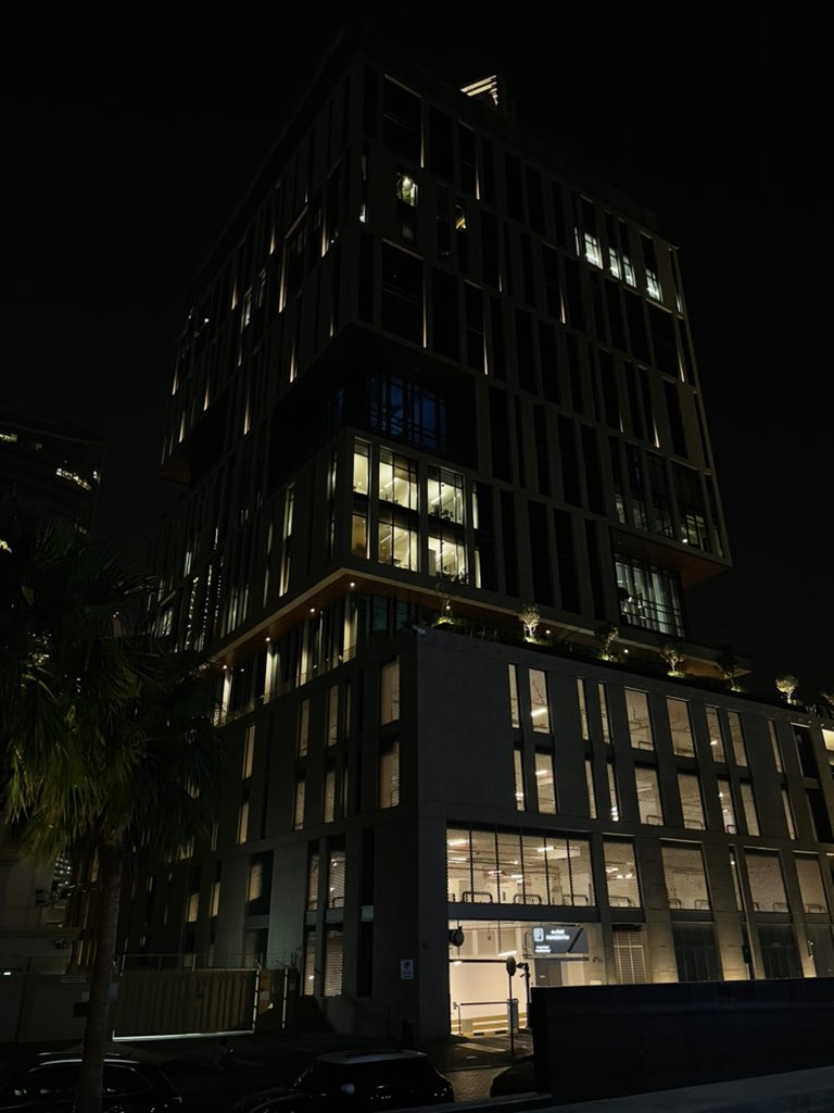 In the heart of DIFC, Linealuce &amp; Trick light up DIFC Innovation One Facade. iGuzzini's mini version of Linealuce blends with the facade,while the Trick creates an elegant dance of light.Pleased to collaborate with Light Concept LLC &amp; Istanbul Lighting on this remarkable project.