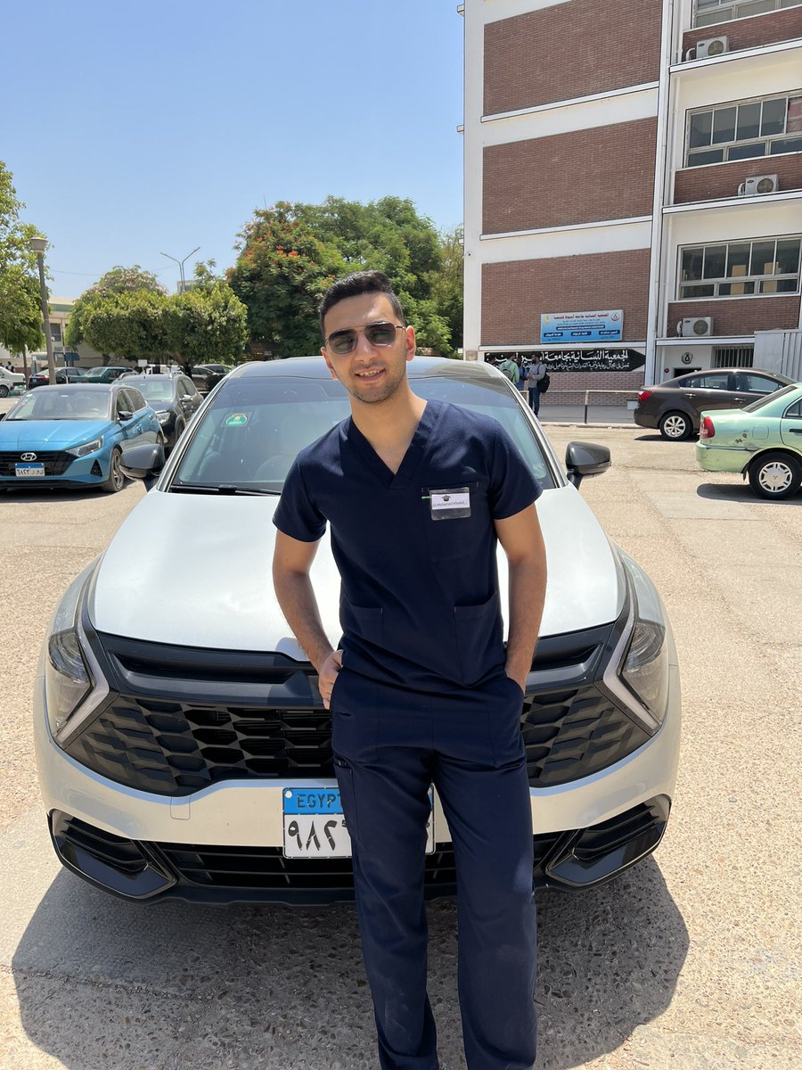 Mo7amedsenosy's tweet photo. #Med60InScrubs
#section16 https://t.co/Ky6At32zTw