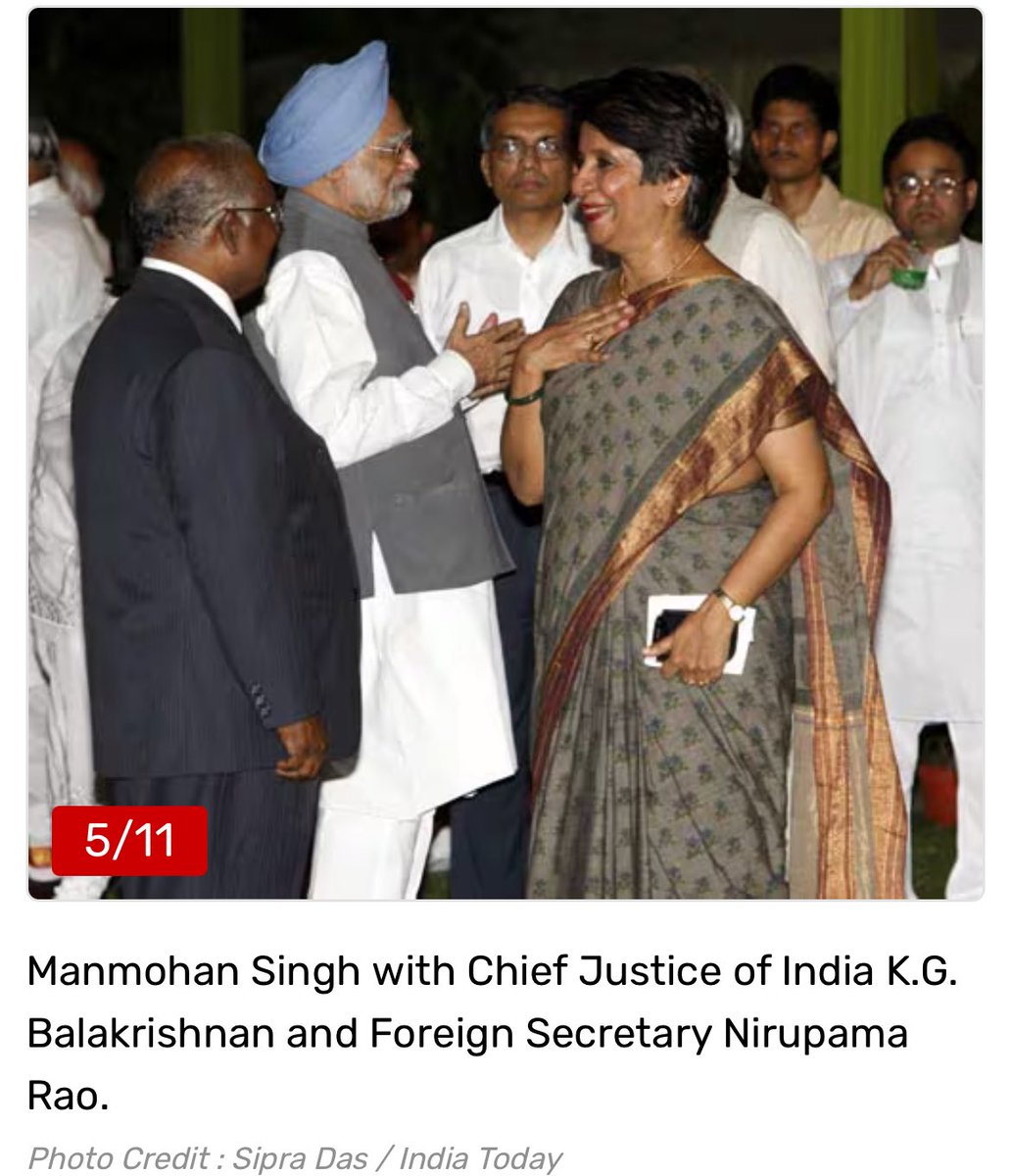 LemonInMilk's tweet photo. PM Manmohan Singh and CJI Balakrishnan at IFTAR party in 2009, at PM residence. But this is ok because the religion involved is not Hinduism.
#CJIChandrachud #ModiAtCJIHome https://t.co/bEyve9Adh2