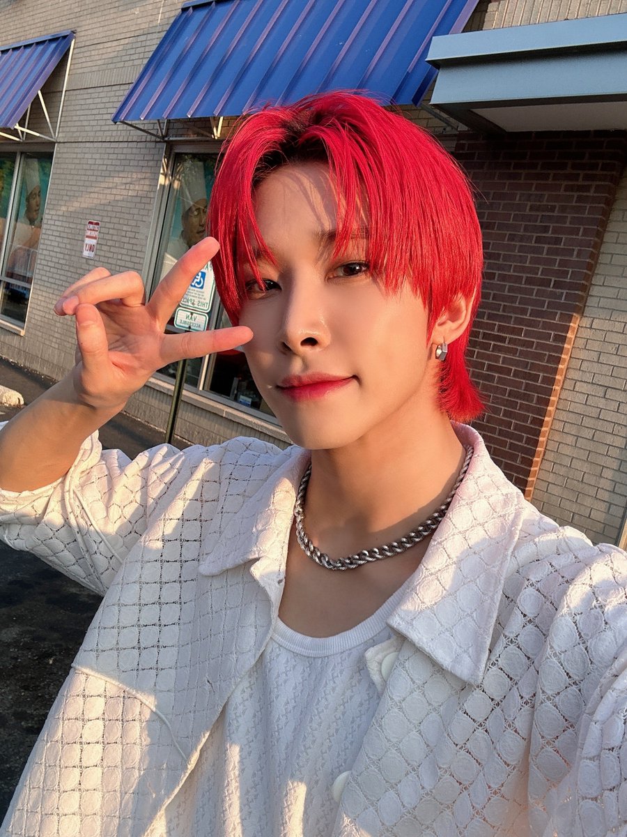[#리온]

다들 항상 행복하기🤍

#FROM_TRENDZ #TO_FRIENDZ #TRENDZ #트렌드지