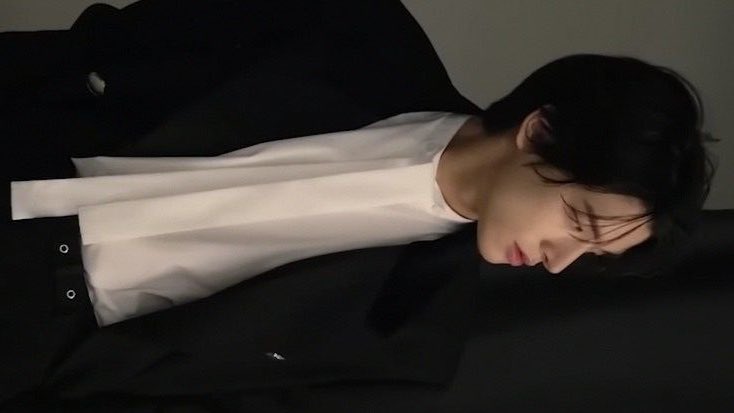 ikeupop's tweet photo. obsessed with the behind the scenes of jake's photoshoots https://t.co/ijrcANxIzq