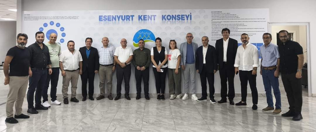 arda_fed75's tweet photo. Ardahan Dernekler Federasyonu Genel Başkanımız Sn.Engin Demirkuş ve Y.Kurulu Üyelerimizle, yeni seçilen Esenyurt Kent Konseyi Başkanı Hemşehrimiz Sn.Tuncer Dağ ve yönetimine hayırlı olsun ziyaretinde bulunduk. Gösterilen samimi misafirperverlik  dolayı teşekkür ederiz. https://t.co/tQslvRzTZn