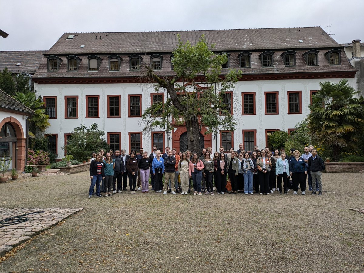 Simone Mayer (@mayersimo) on Twitter photo Very exciting day yesterday kicking off the first conference focusing on cerebellar development and disease at Single-Cell resolution in Heidelberg. Many thanks for hosting us <a href="/hadw_bw/">Heidelberger Akademie der Wissenschaften</a> Very exciting day yesterday kicking off the first conference focusing on cerebellar development and disease at Single-Cell resolution in Heidelberg. Many thanks for hosting us <a href="/hadw_bw/">Heidelberger Akademie der Wissenschaften</a>