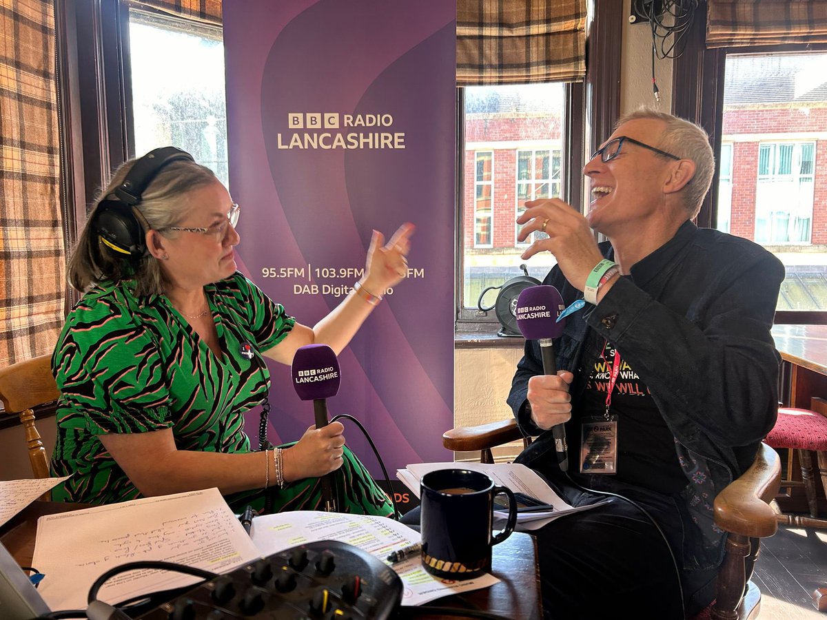 What an amazing day! My first ever outdoor broadcast for <a href="/BBCLancashire/">BBC Lancashire</a> last week ahead of the massive <a href="/BBCRadio2/">BBC Radio 2</a> in the Park at Moor Park in Preston! Chatting varieties of Lancashire cheese with <a href="/theJeremyVine/">Jeremy Vine | Here, on Insta & Facebook</a> 🧀🤣