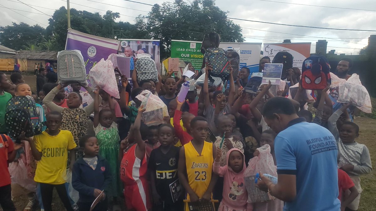 GraciousGifters's tweet photo. Empowering Young Minds! 🎉 We distributed essential school accessories to over 120 children in Bokwai community through our #BackToSchool Campaign 2024! 📚💕 Thank you to our partners, sponsors &amp; volunteers for making it possible! #GraciousGiftersFoundation #EducationForAll" https://t.co/1jvFAeSLgO