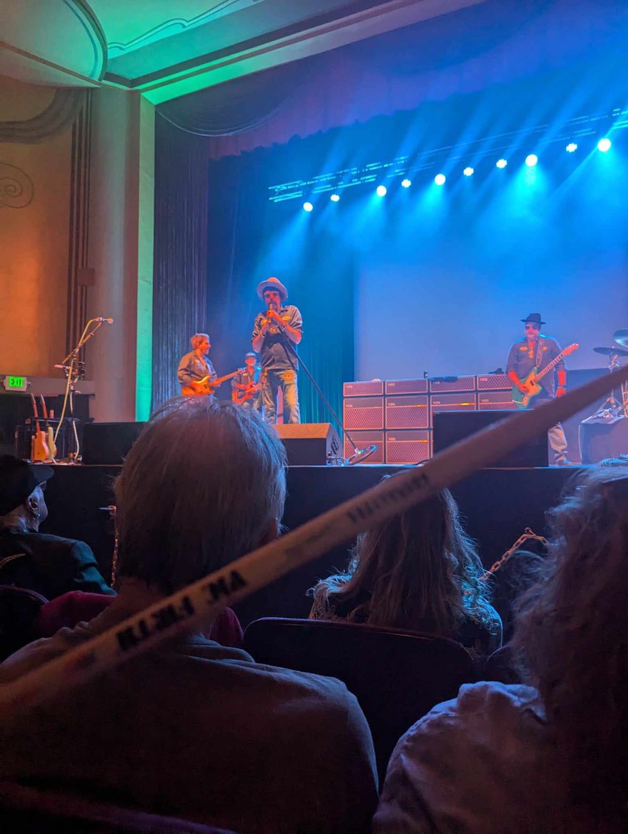 MikeisaDick's tweet image. Billy Bob Thornton &amp;amp; The Boxmasters! Great Show! #boxmasters #redbluff #statetheatre