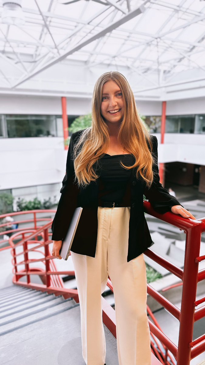 Back to school — final year of PhD version 👩‍💻 

#PhD #PhDChat