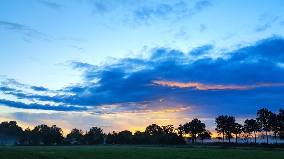 gorgeous clouds this morning