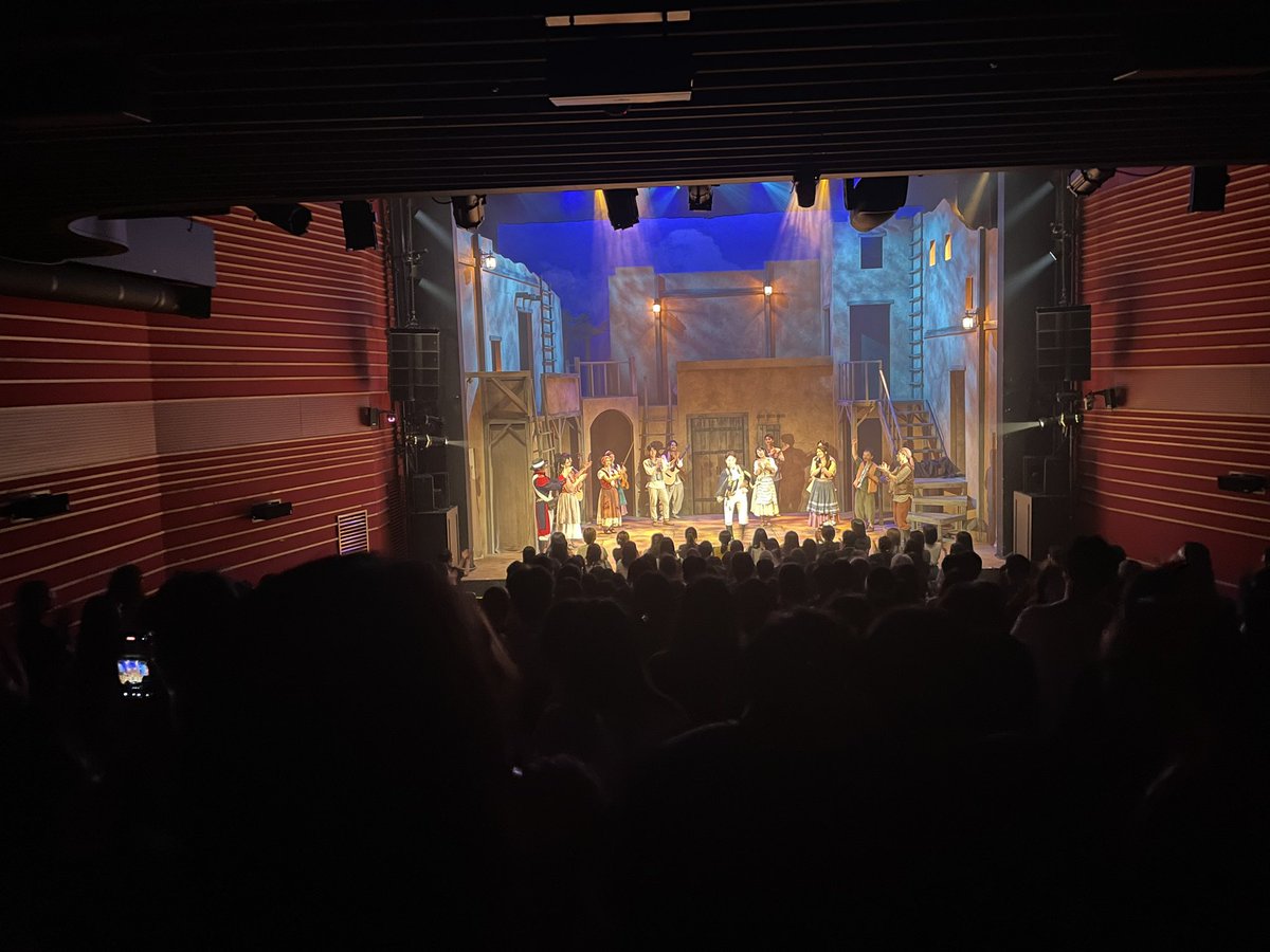 Last night we got a standing ovation as a welcome to Seoul. Happy to take that!!