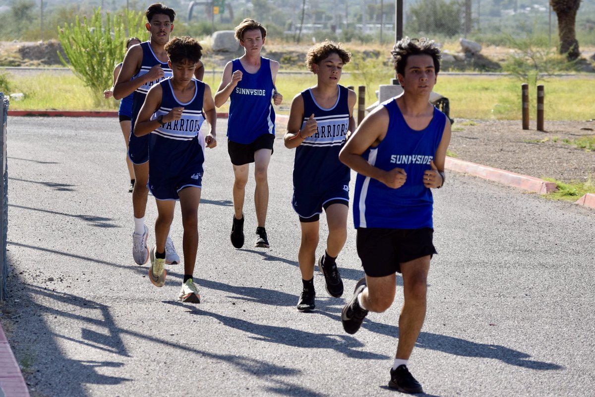 PuebloXCountry's tweet photo. Warriors hosted @Sunnyside_Track for their first meet of the season! #SiSePuede https://t.co/Zqegnh5Eft