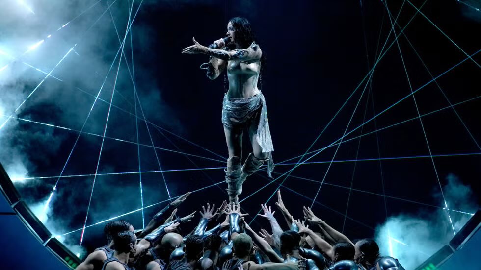 todaykatyp's tweet photo. .@Billboard names Katy Perry's Vanguard medley at the #VMAs as the 4th best performance of the night. 

— “A Billboard Hot 100-topping artist and Super Bowl Halftime headliner, Katy Perry added another notch to her belt as 2024’s VMA Video Vanguard Award winner. Perry sang 21st century pop classics with impressive vocal control and flaunted the kind of visual panache that made us Katycats in the first place. Perry’s VMAs performance felt like a well-deserved (and frankly much-needed) victory lap for a pop icon gearing up to release a new album”.