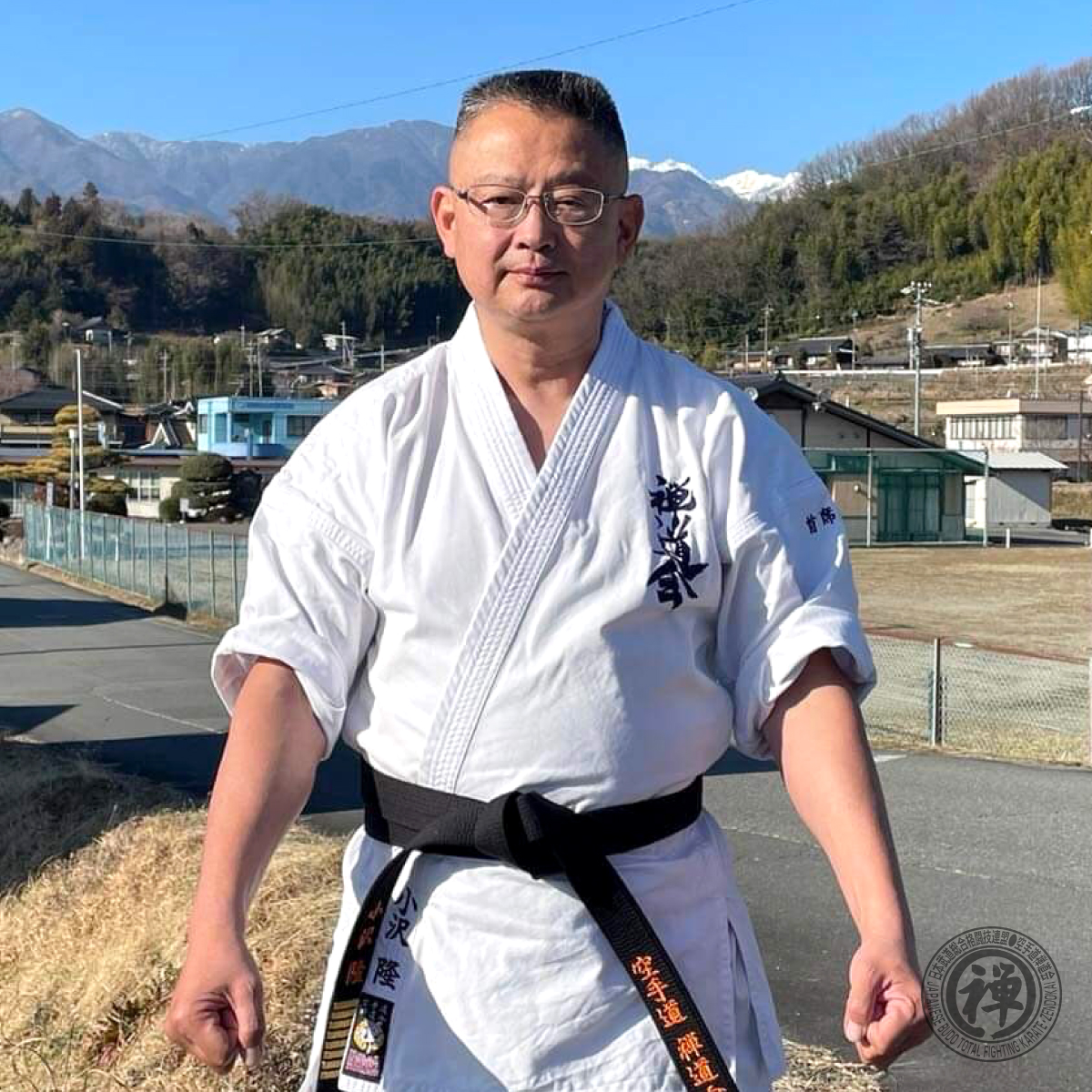 #禅道会 は、真の #護身武道 の追求と、青少年を健全に育成する #武道教育 の確立のために設立されました。

打撃技、投げ技、関節技等を安全に、「誰でも」習得できるように体系化。

日本の #武道 文化を世界に普及しています。

お近くの道場は、こちらでご確認ください。
zendokai.jp/dojo/