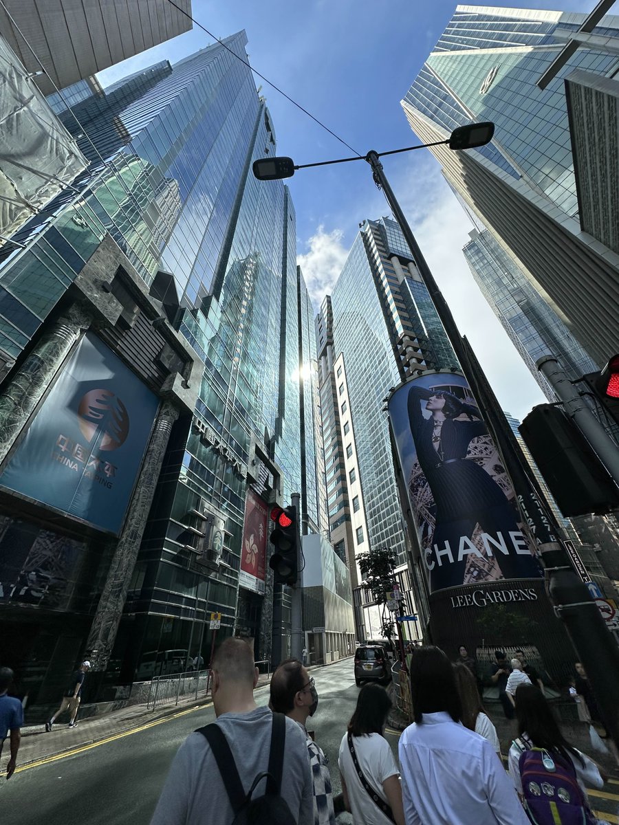 The Futurizts tweet media