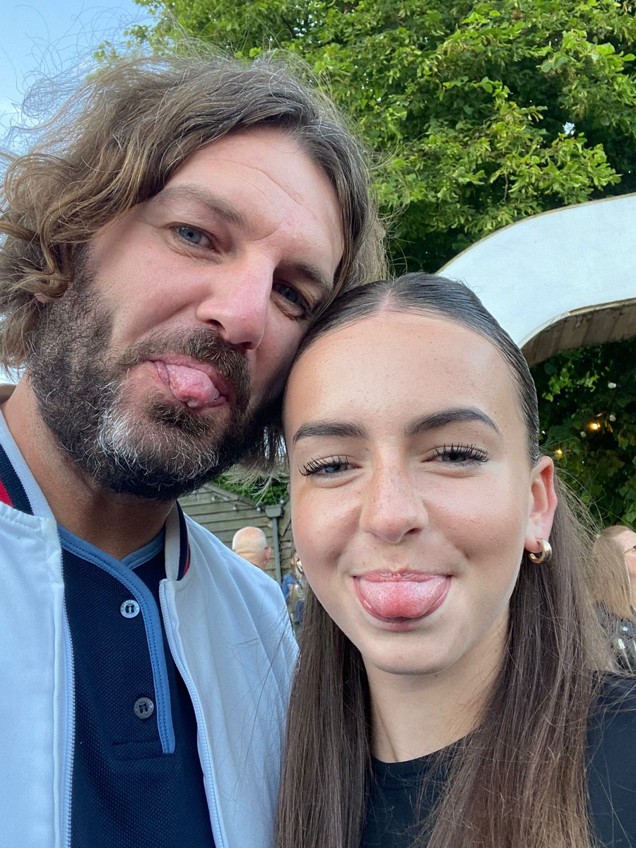 Dean Martin tweet media