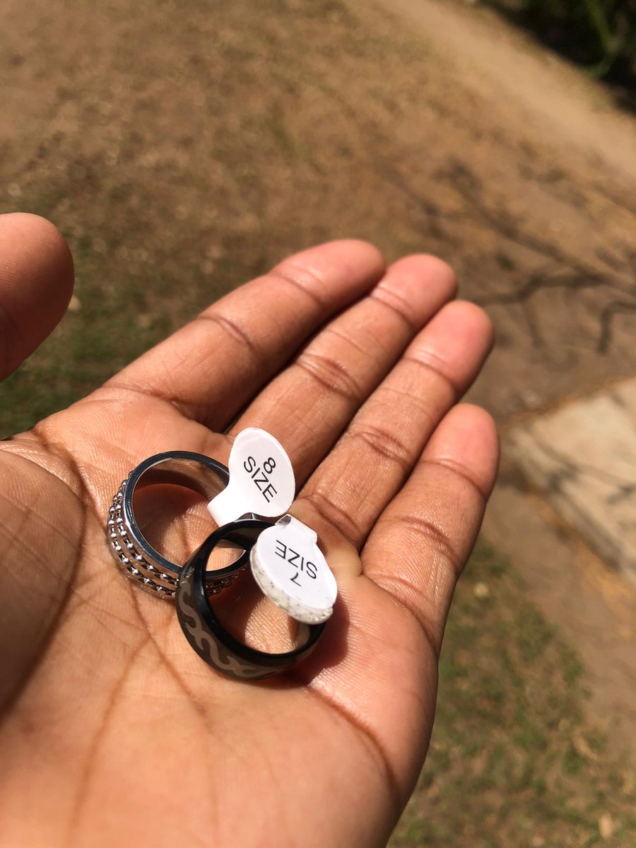 Twitter Malawi it's your boy Hyper again.
I've started selling rings of different sizes.
At 4k only.
Location: Blantyre,COM
I send everywhere if  it's a minimum of 4 rings.
Contact : 0986085857 /0880723006

Please retweet 🙏