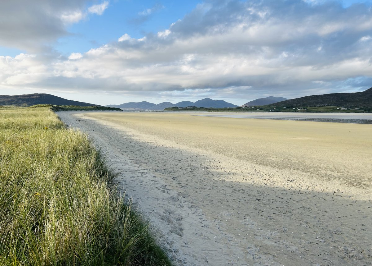 This day last year, an unforgettable day exploring the magnificent beaches of the Isle of Harris 🏴󠁧󠁢󠁳󠁣󠁴󠁿