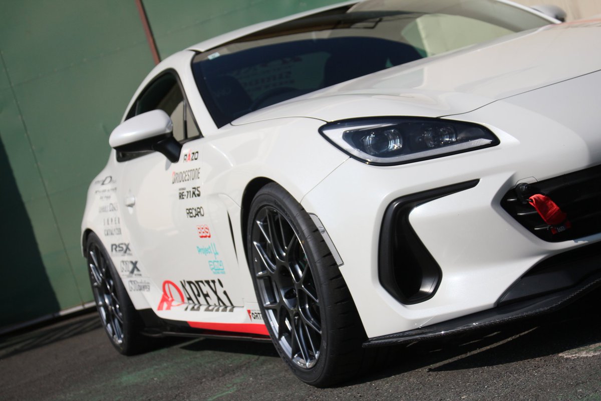 【N1エアシェラウド】
プレゼント企画
話題のブレーキに風当てるヤーツGRヤリス用、86BRZ用 
各1名にプレゼント！

応募方法
このポストのフォロー&amp;リポスト
APEXi @Apexijapan
締め切り9/23まで☝️

N1エアシェラウドページ
apexi.co.jp/products/dampe…
#apexi #apexijapan #gryaris #fa20 #fa24