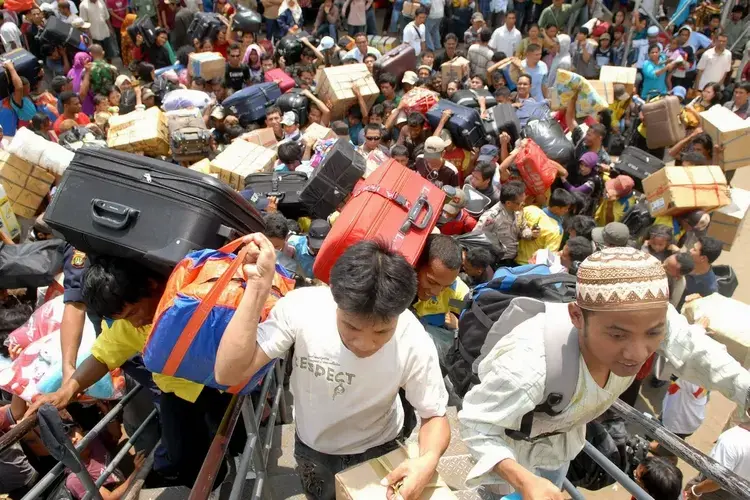 JakartaGuideCom's tweet photo. Ahli Sarankan Pembatasan Migran Kurang Terampil di Jakarta

https://t.co/ncZ0ggYQX6

#PembatasanMigran #KualitasTenagaKerja #JakartaGlobal https://t.co/Phoin4jzmI
